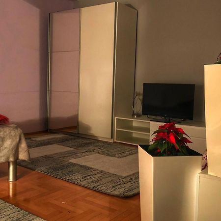 Apartments Near City Center سكوبجي المظهر الخارجي الصورة